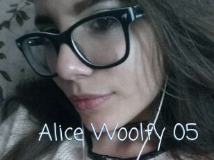 Alice_Woolfy_05