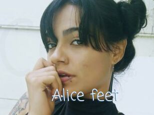 Alice_feet