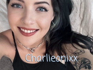 Charlieonixx