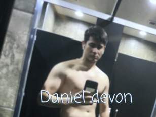 Daniel_devon