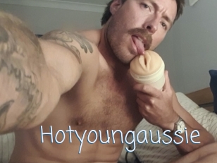 Hotyoungaussie