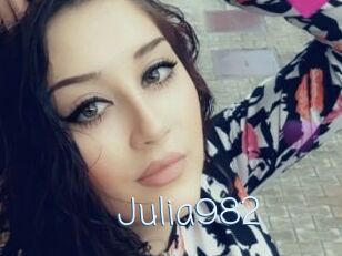 Julia982