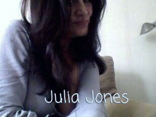 Julia_Jones