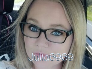 Julia6969