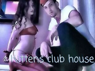 Kittens_club_house