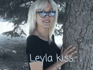 Leyla_kiss