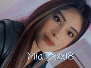 MiaFoxxx18