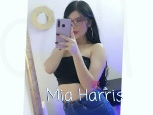 Mia_Harris