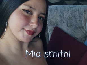 Mia_smithl