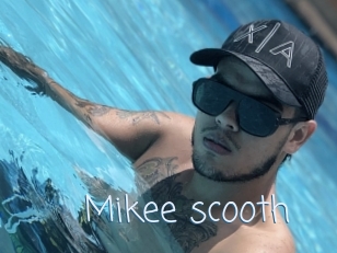 Mikee_scooth