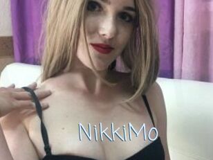 NikkiMo