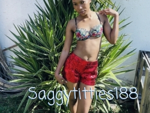 Saggytitties188