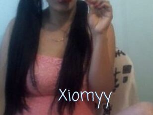 Xiomyy_